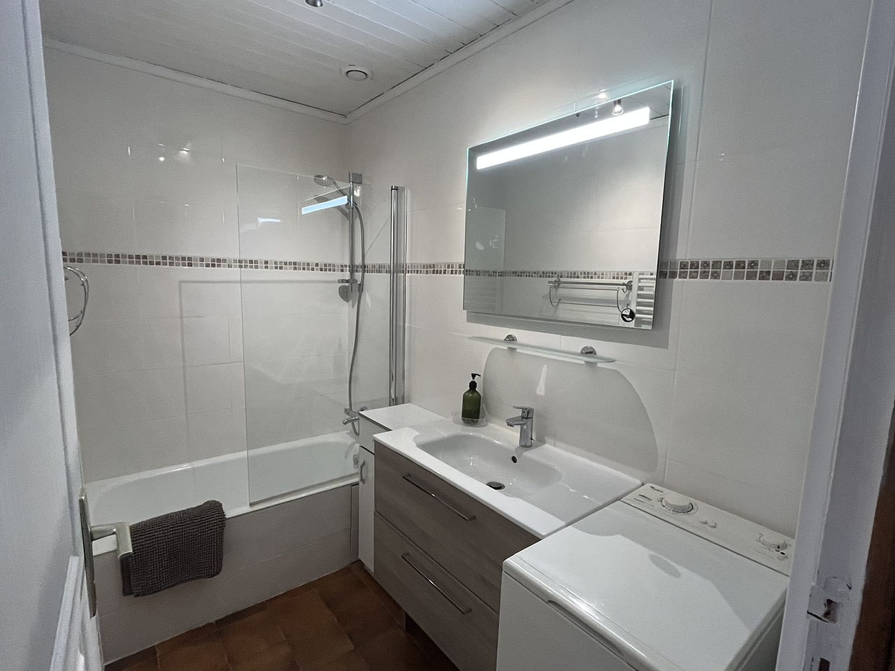 appartement-petit-arnica-morzine 11.jpg